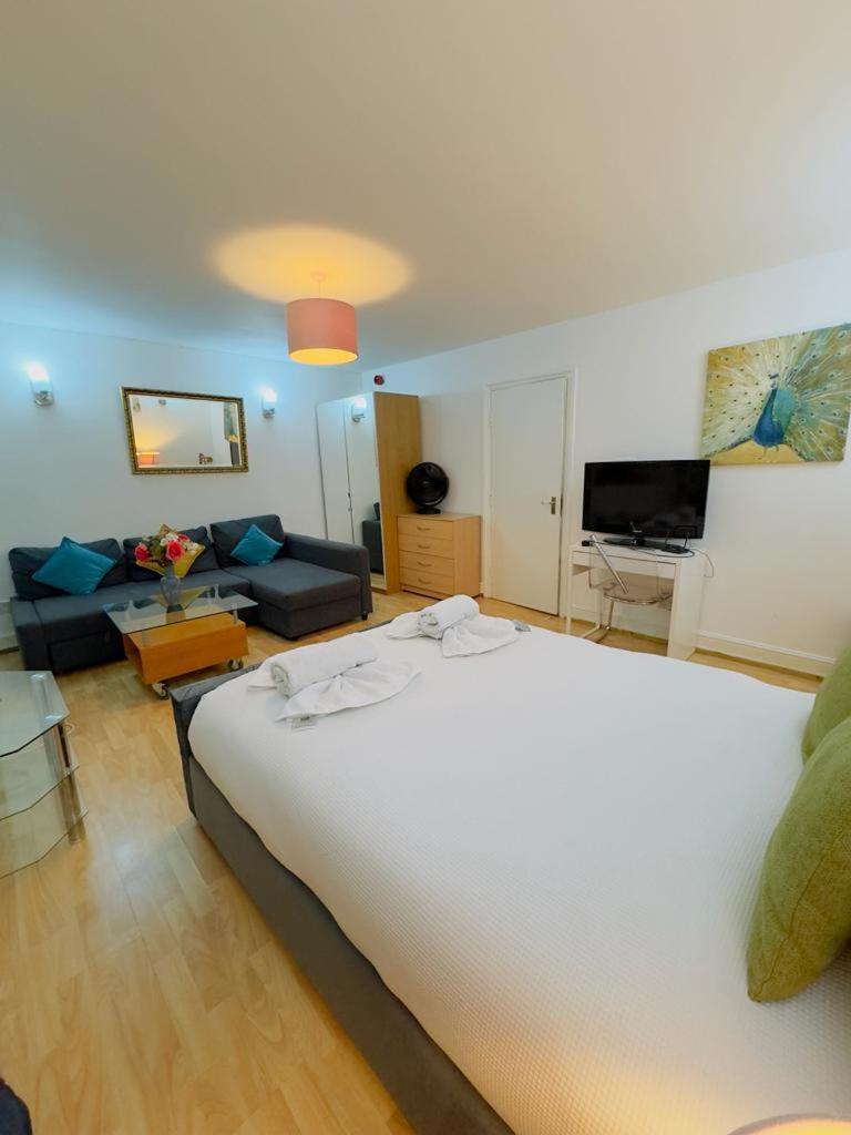 Bright Budget Studio Apartment In Central London Londres Exterior foto